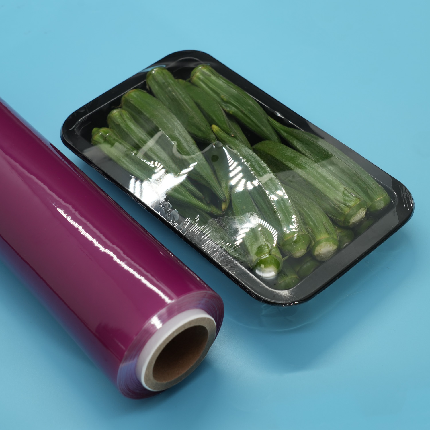 보라색 색상 소프트 안티 안개 PVC 식품 스트레치 필름 식품 포장용 필름 점보 롤 달라붙음